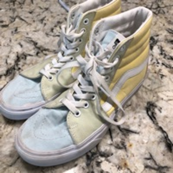 Vans Shoes - Women’s size 8 vans